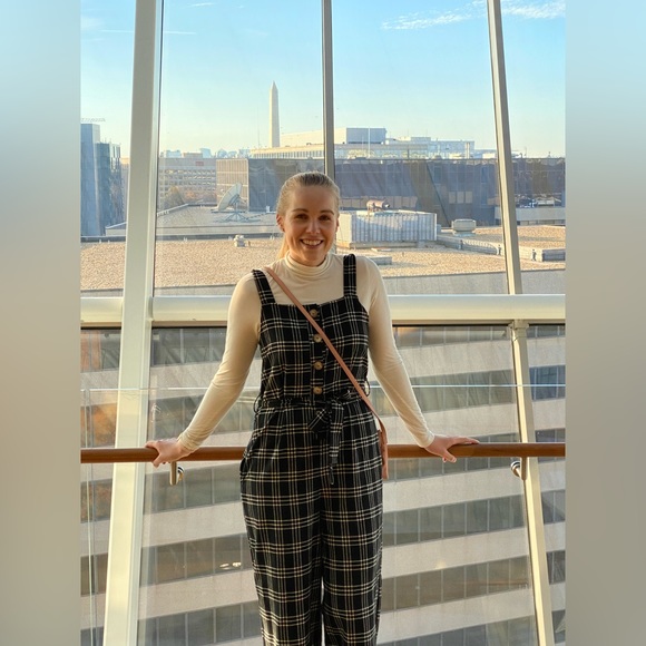 About Me! 🤗💗 - Picture 2 of 3